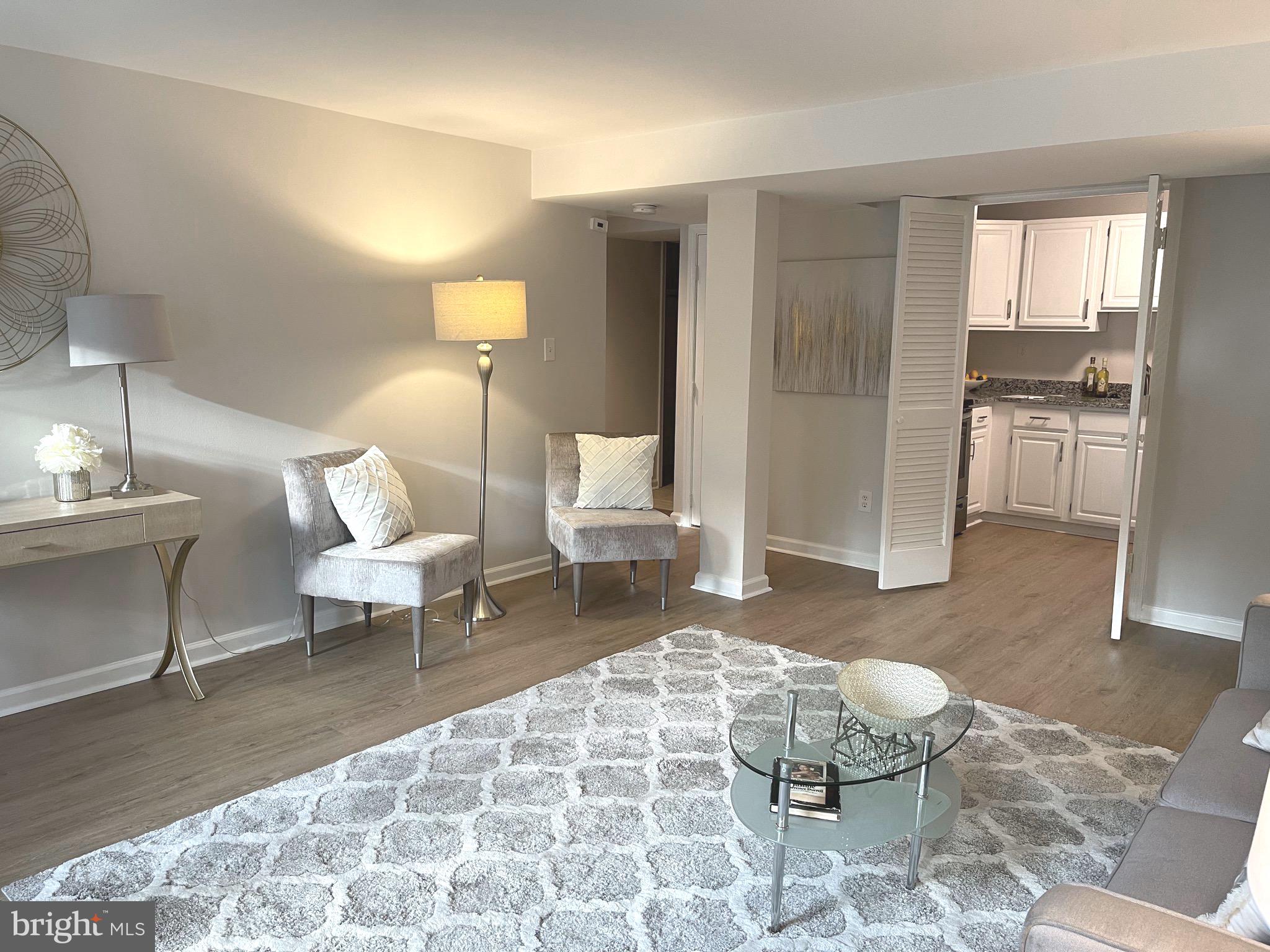 KENWOOD FOREST - Residential