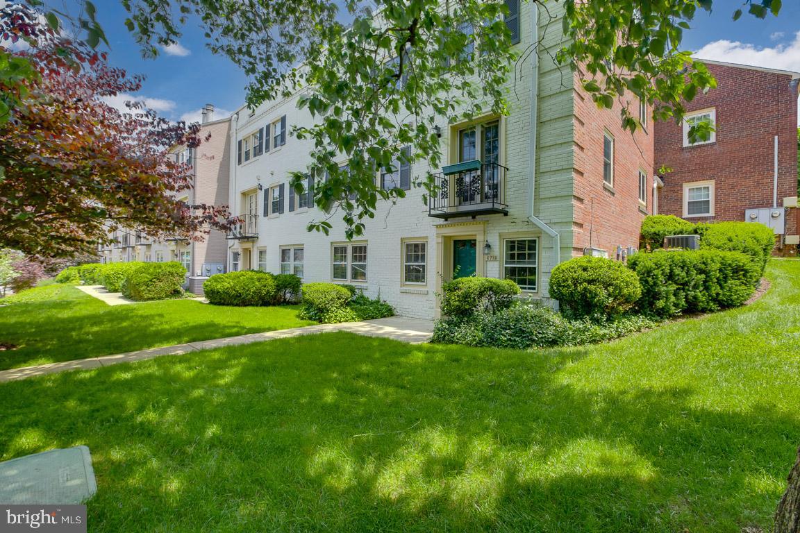 KENWOOD FOREST - Residential