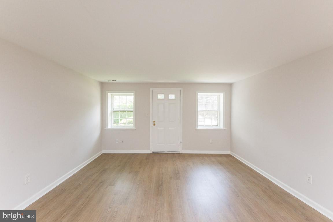 KENWOOD FOREST - Residential