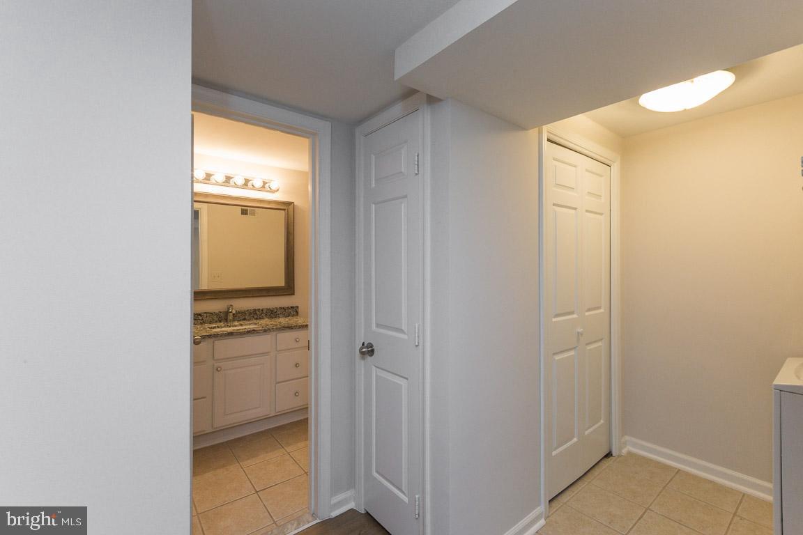 KENWOOD FOREST - Residential