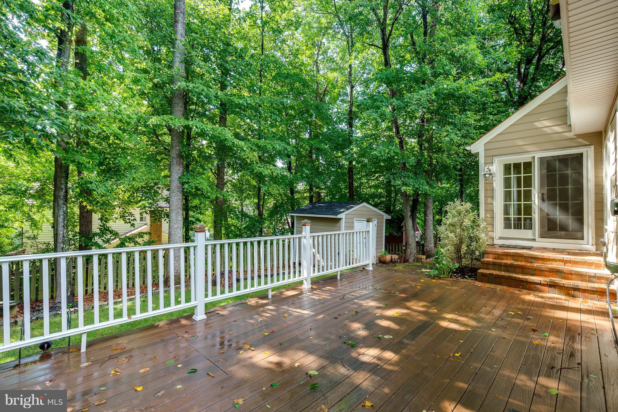 LAKE RIDGE - Residential