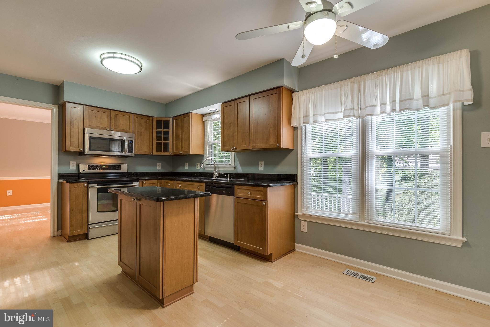 LAKE RIDGE - Residential