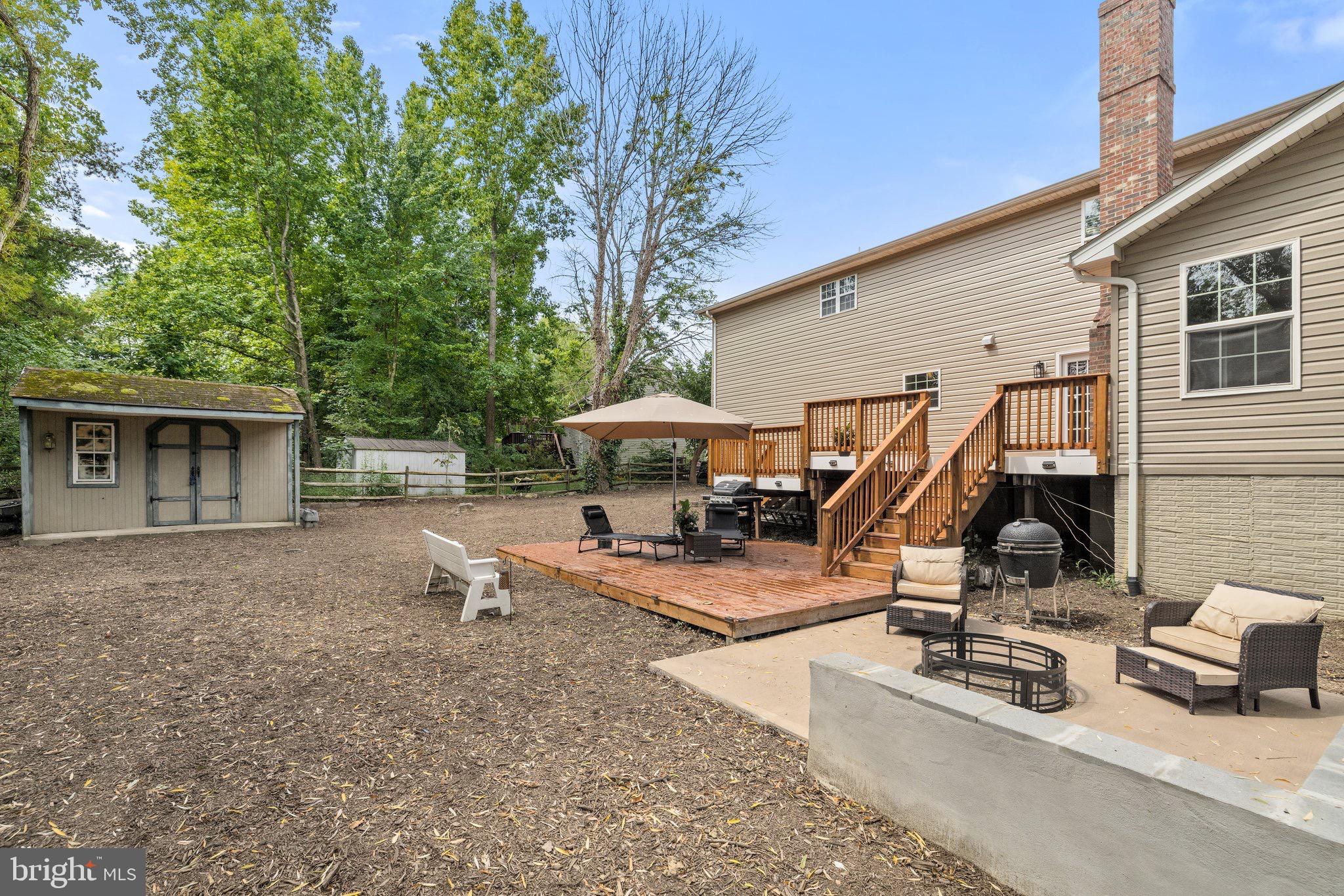 VISTA WOODS - Residential