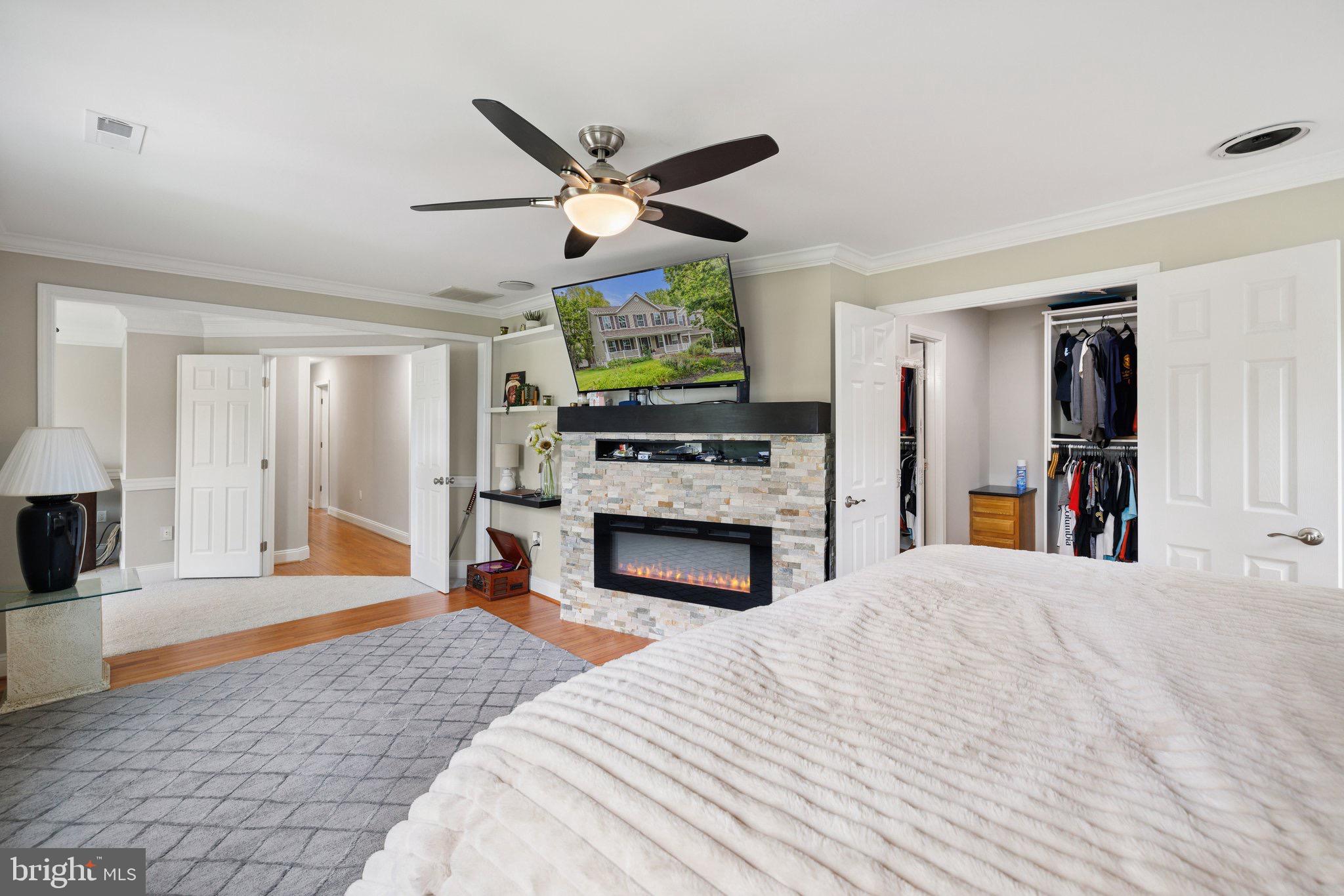 VISTA WOODS - Residential