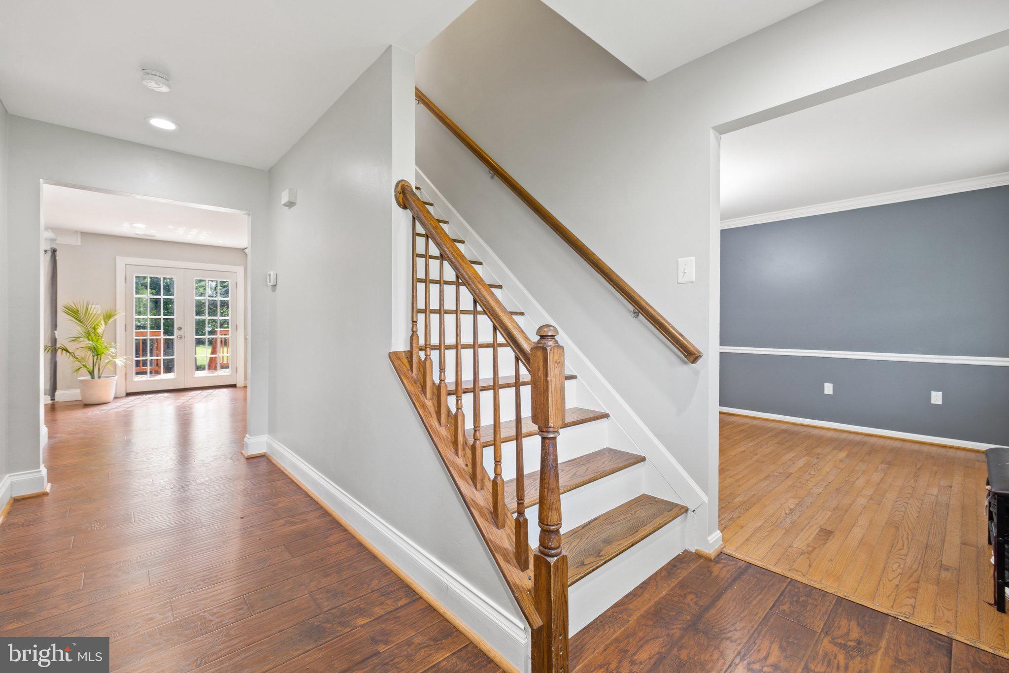 VISTA WOODS - Residential