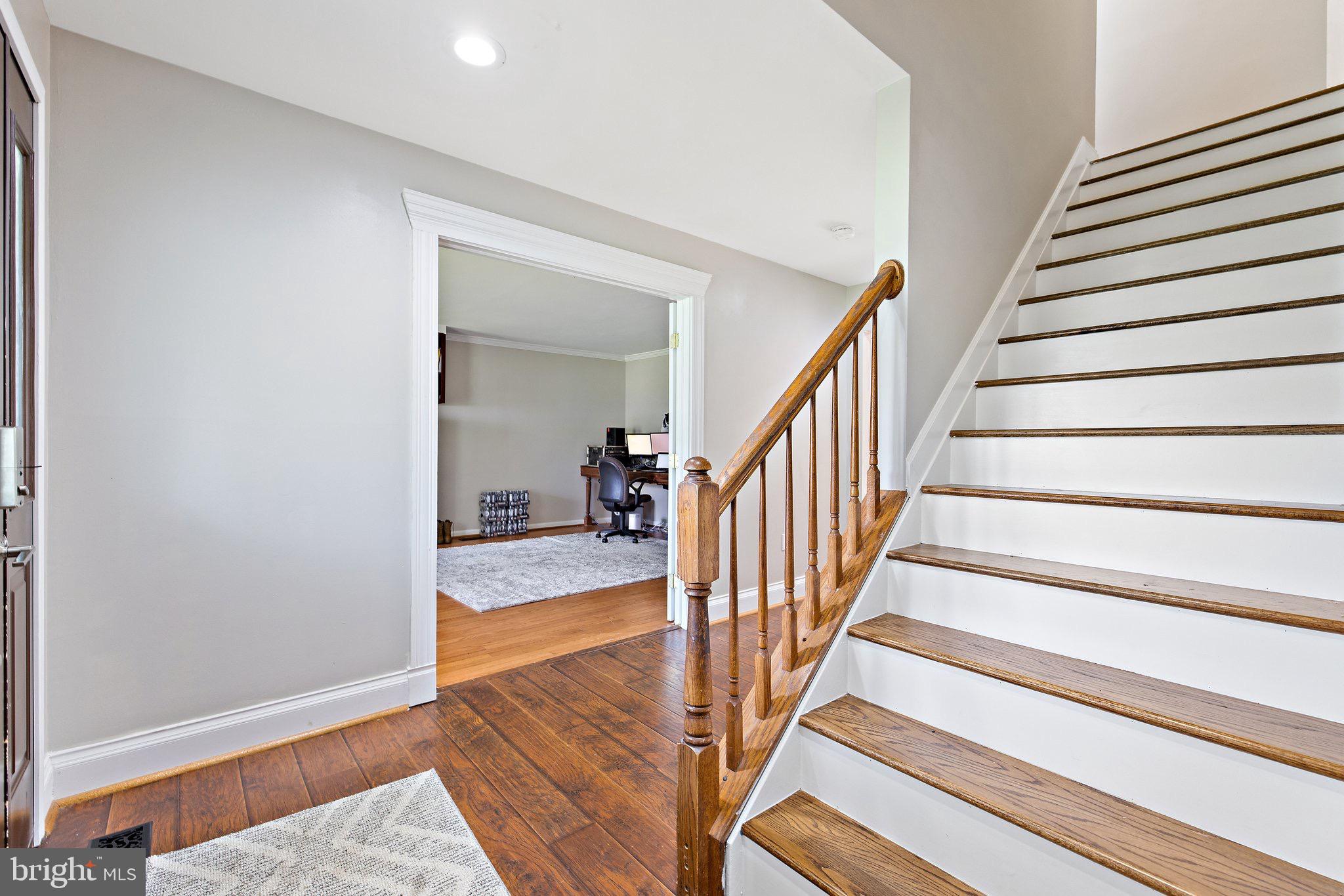 VISTA WOODS - Residential