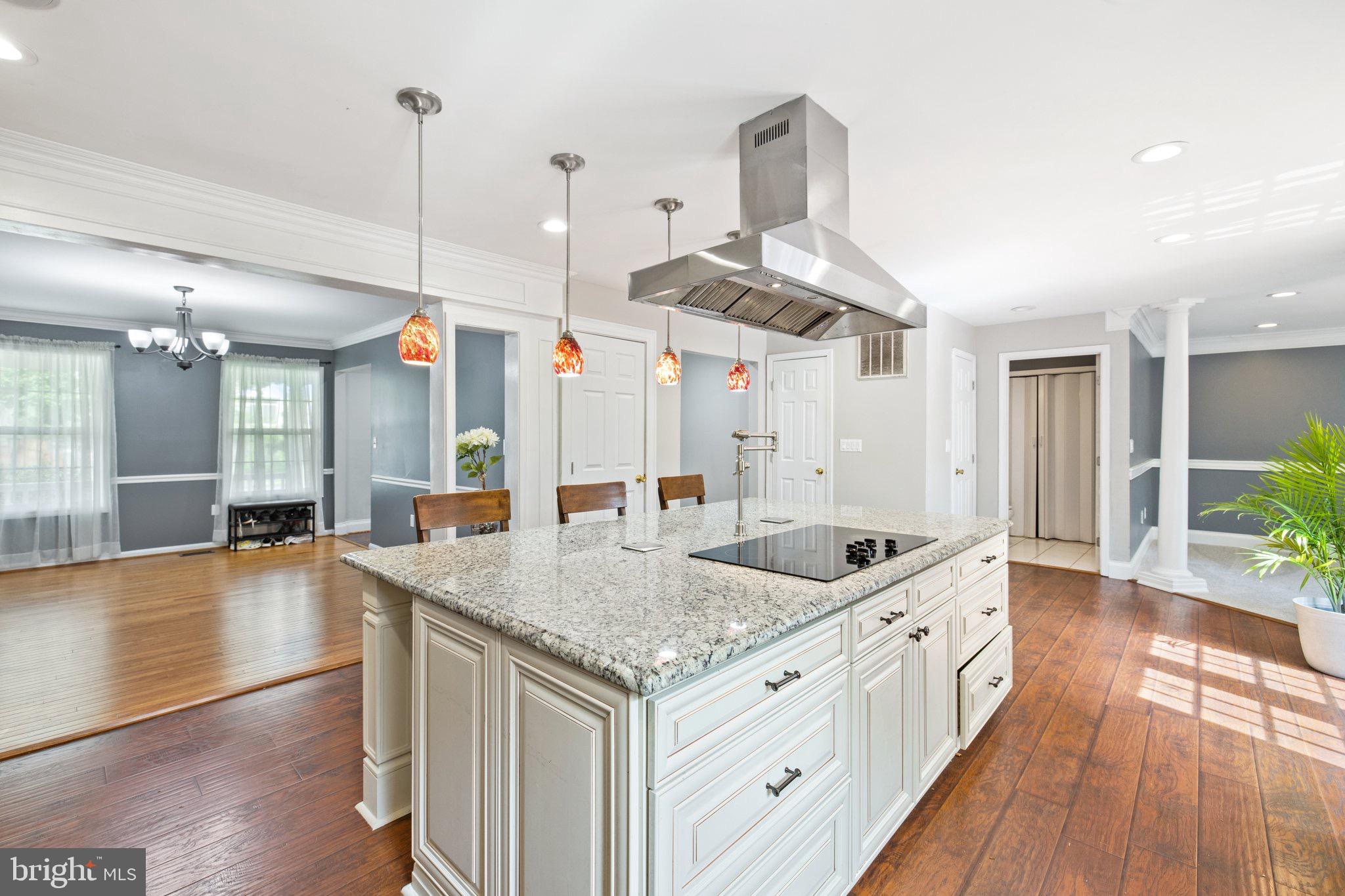 VISTA WOODS - Residential