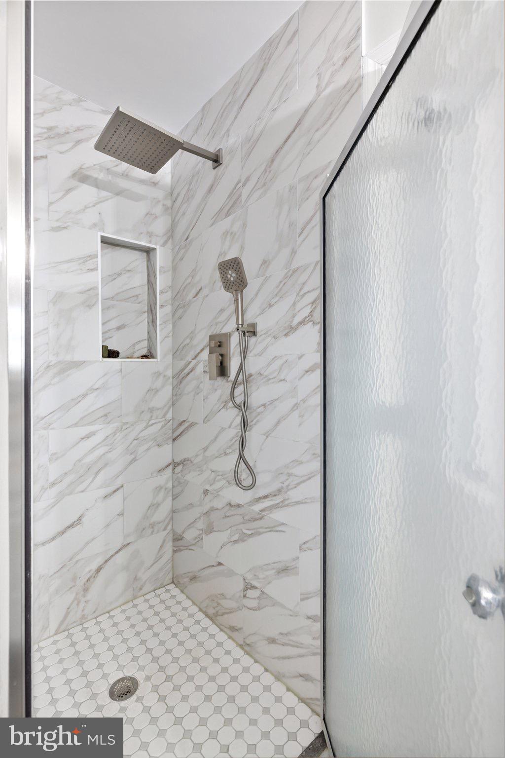 VISTA WOODS - Residential