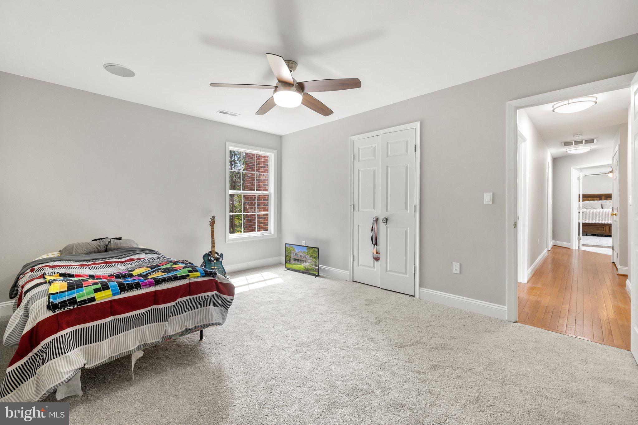 VISTA WOODS - Residential