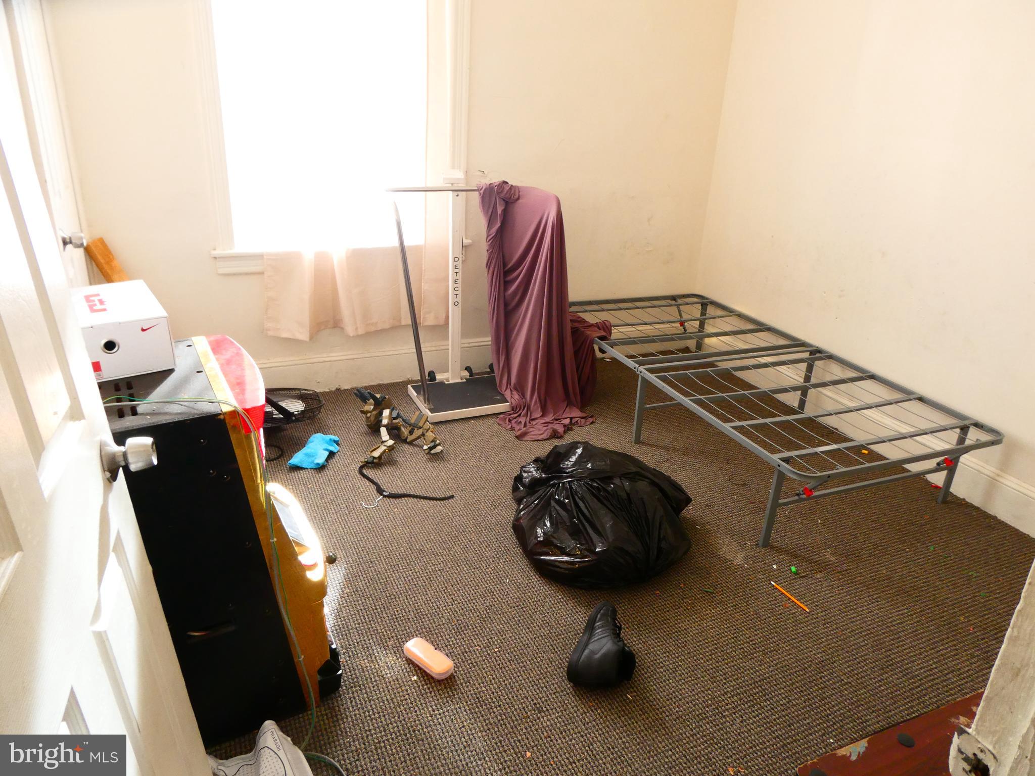 HUNTING PARK - Residential Income