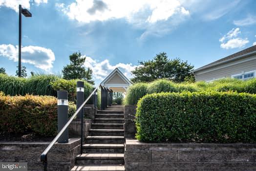 FALLS RUN - Residential