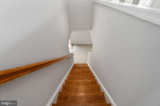 FALLS RUN - Residential