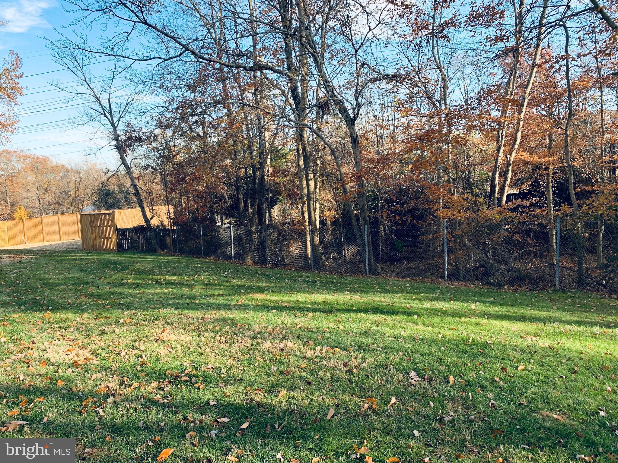 KEENE MILL WOODS - Residential