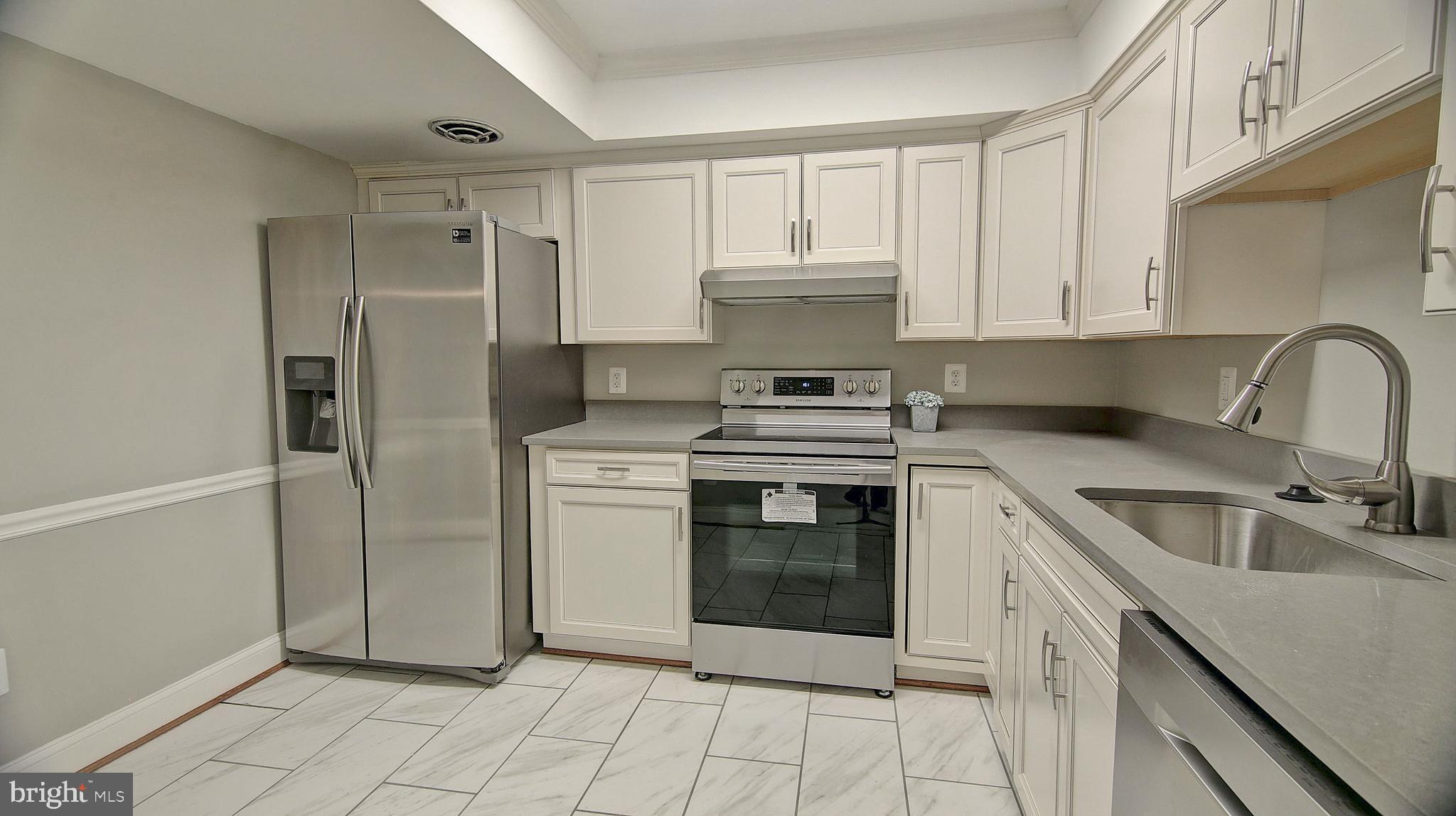 KEENE MILL WOODS - Residential