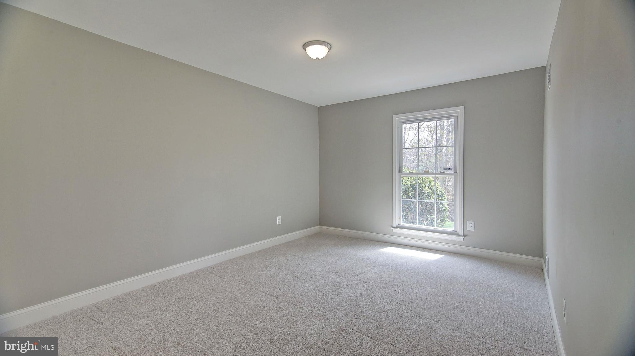 KEENE MILL WOODS - Residential