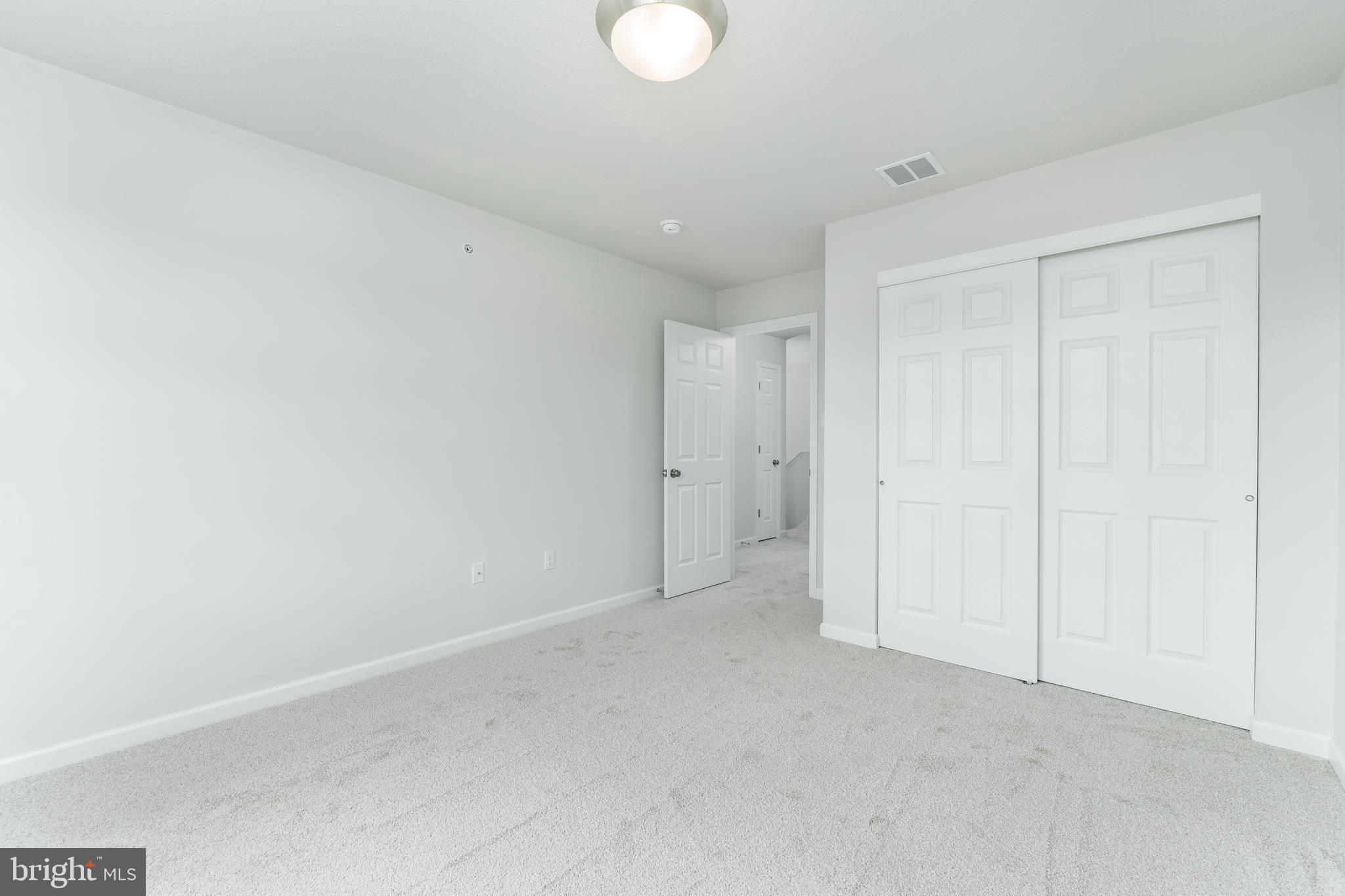 GRAYS POINTE - Residential