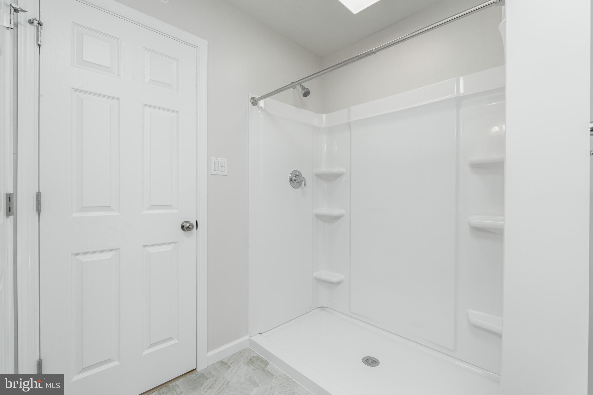 GRAYS POINTE - Residential