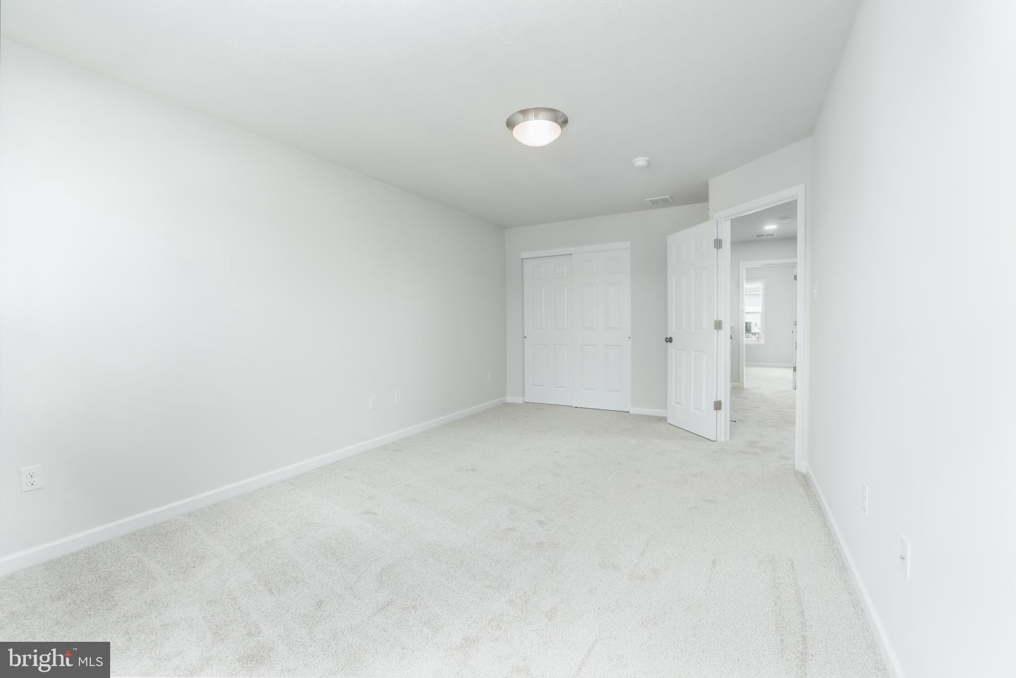 GRAYS POINTE - Residential