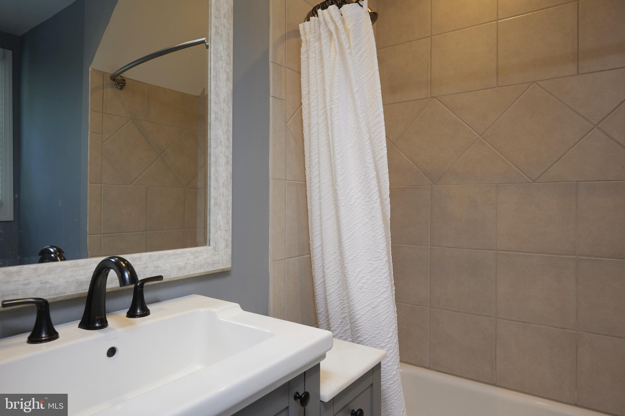 COLESVILLE OUTSIDE - Residential