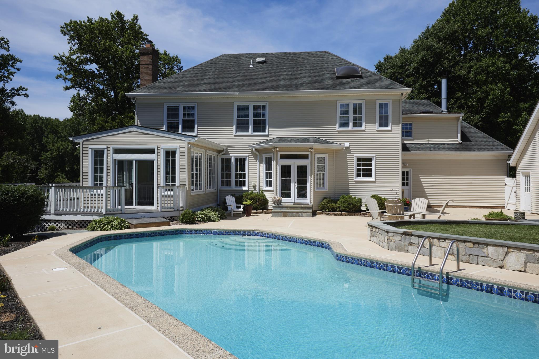 COLESVILLE OUTSIDE - Residential