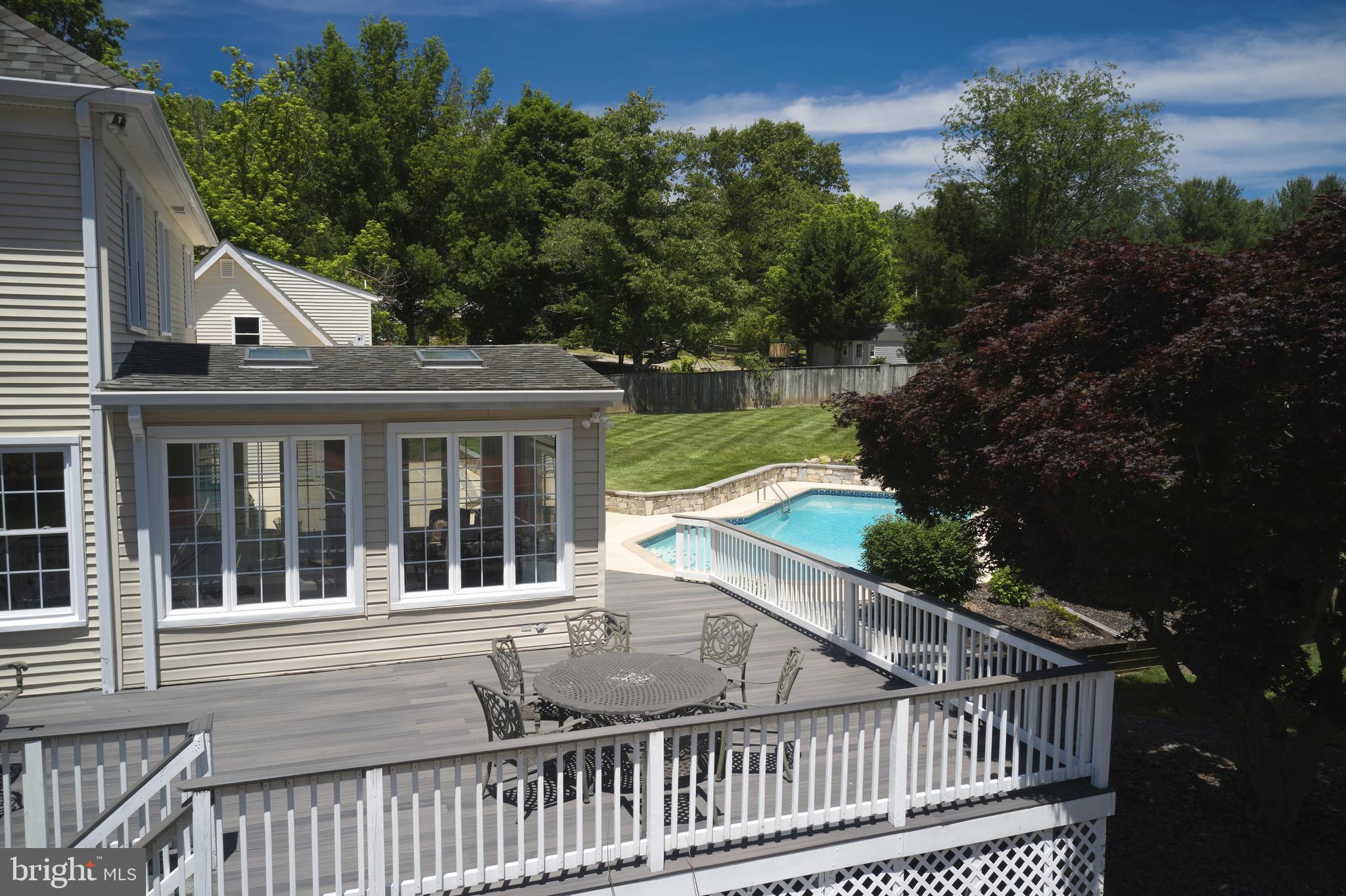 COLESVILLE OUTSIDE - Residential