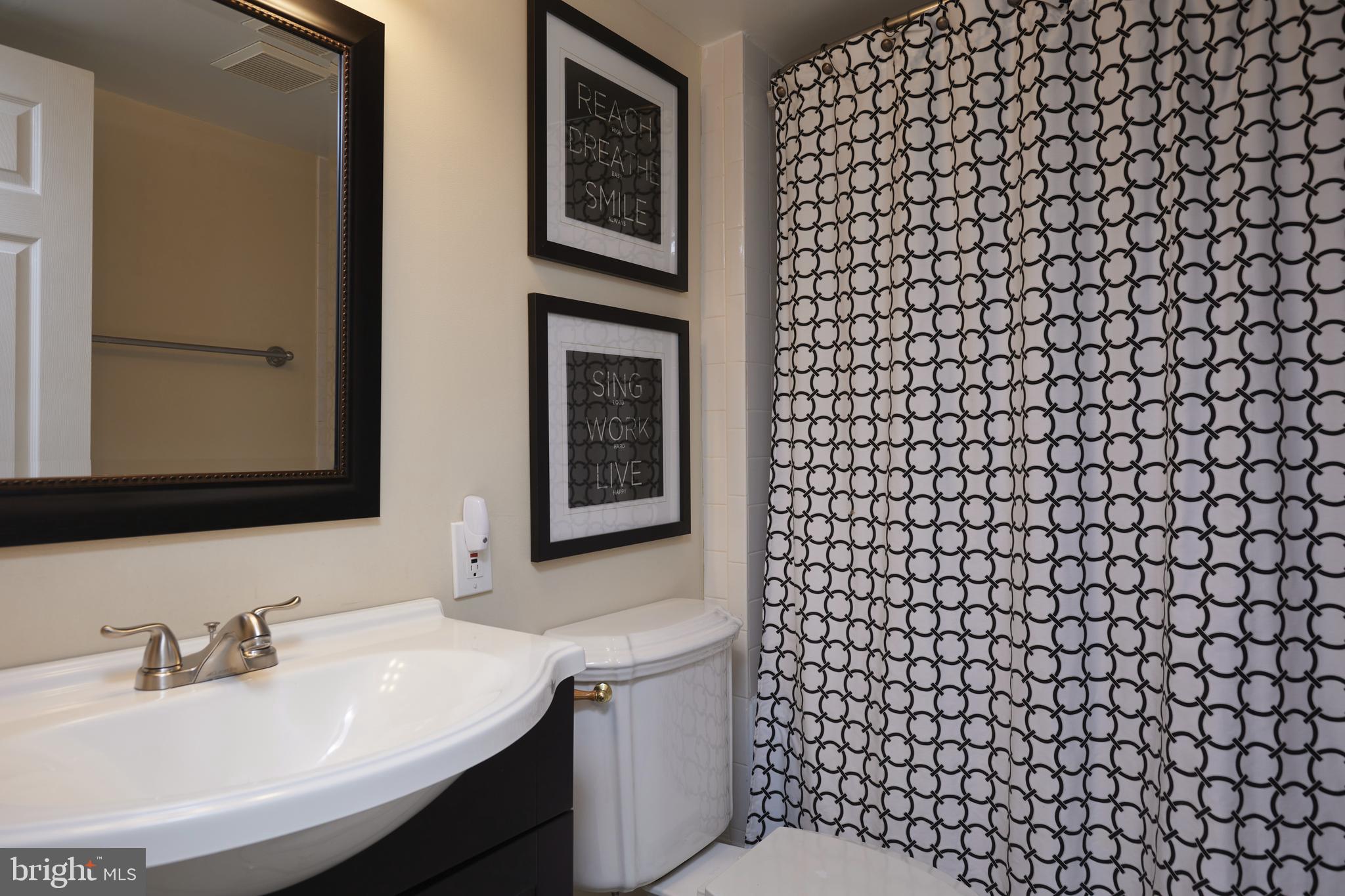 COLESVILLE OUTSIDE - Residential