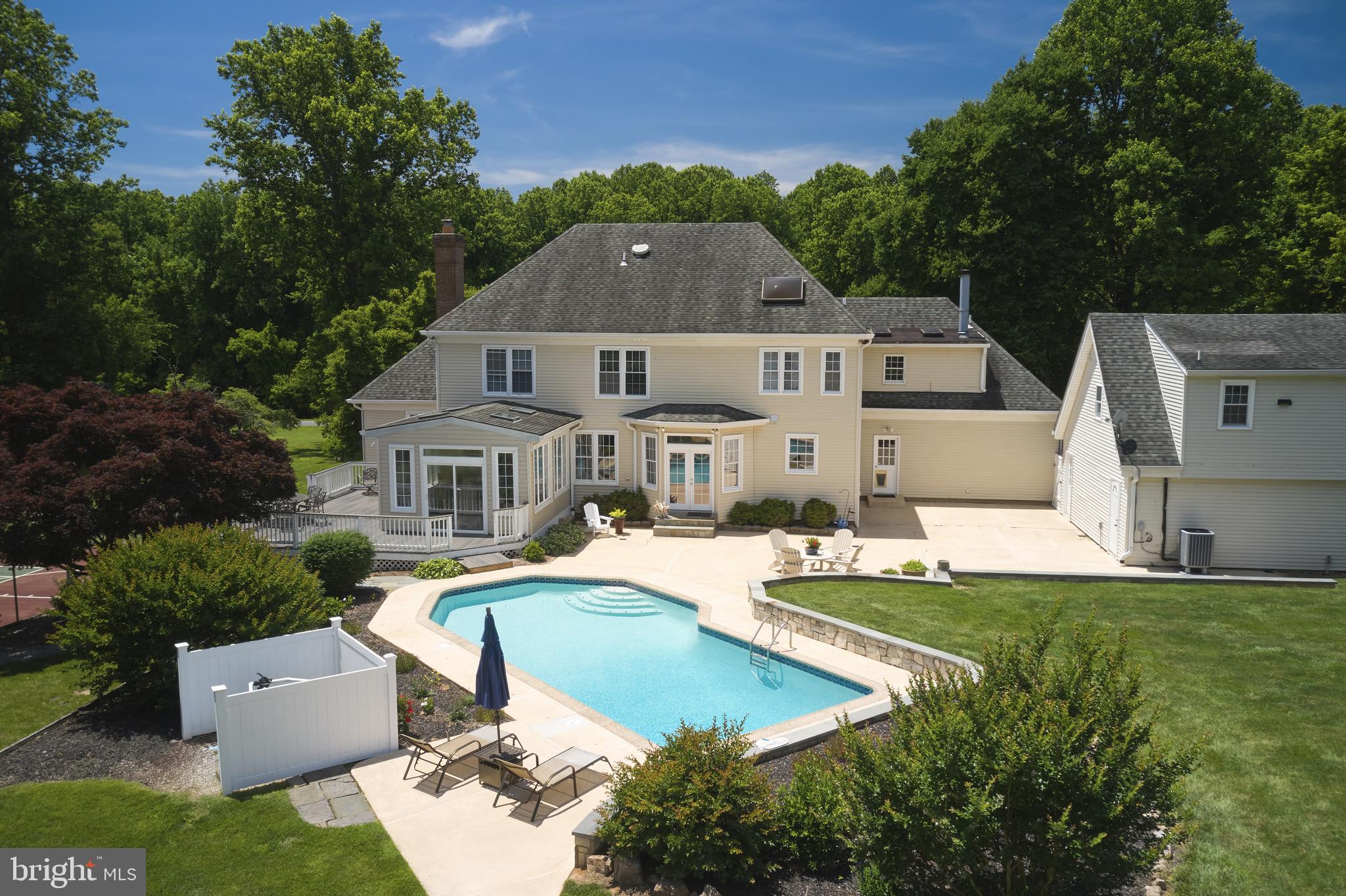 COLESVILLE OUTSIDE - Residential