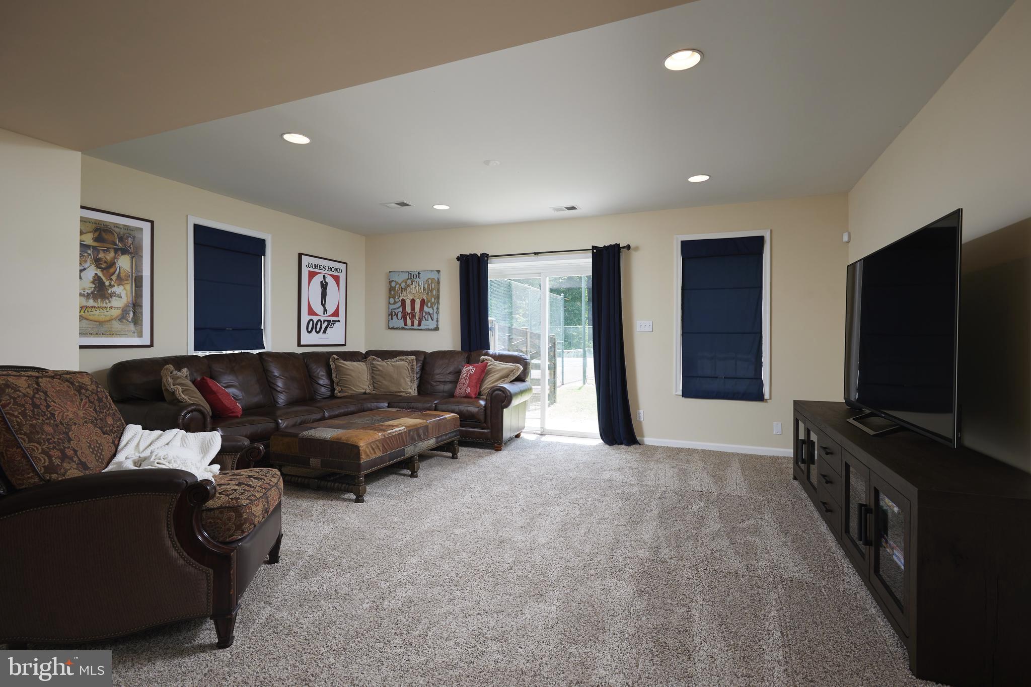 COLESVILLE OUTSIDE - Residential