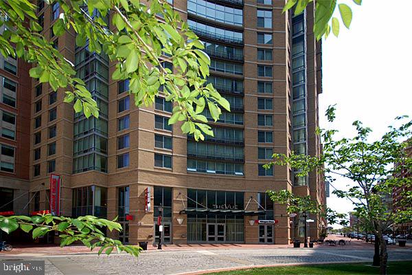 HARBOR EAST - Residential Lease