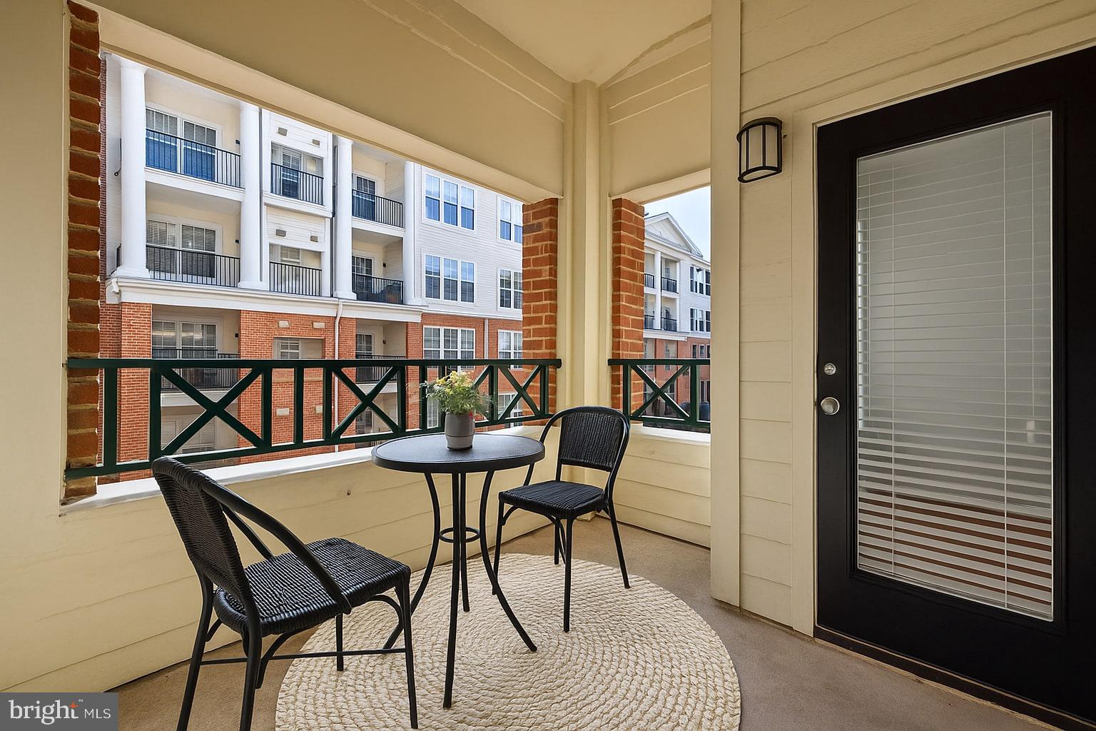 THE COLONNADE AT KENTLANDS - Residential Lease