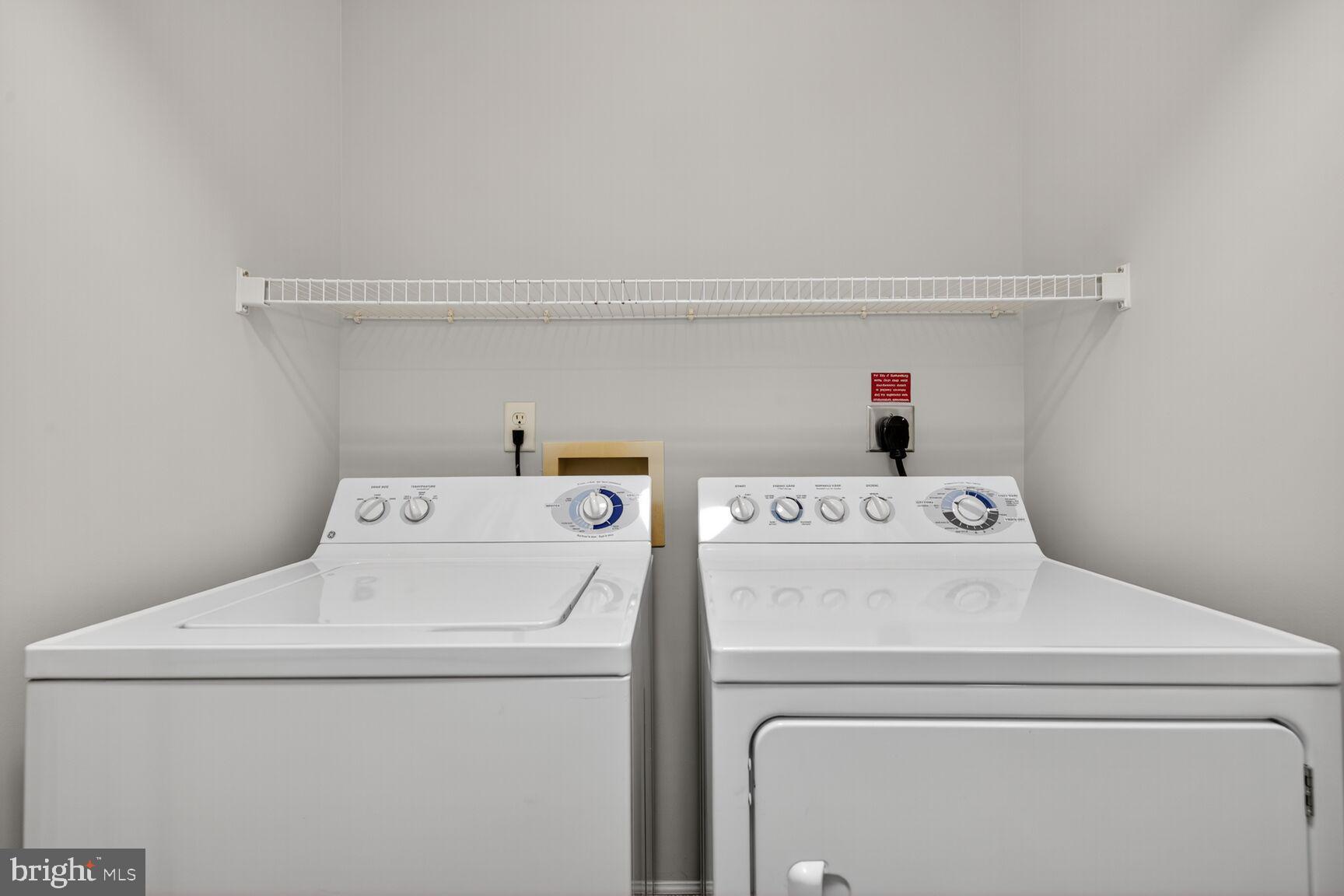 THE COLONNADE AT KENTLANDS - Residential Lease