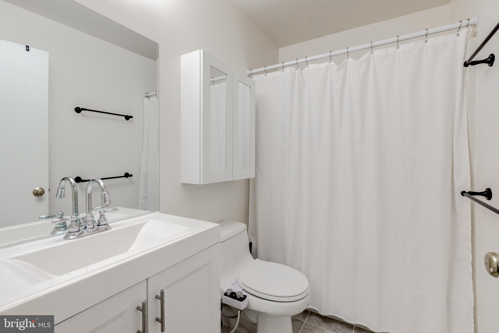 NORTHRIDGE ESTATES - Residential Lease