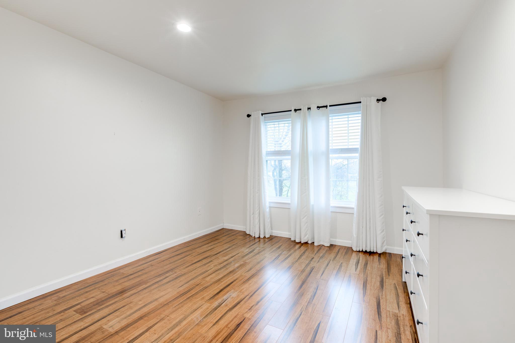 NORTHRIDGE ESTATES - Residential Lease