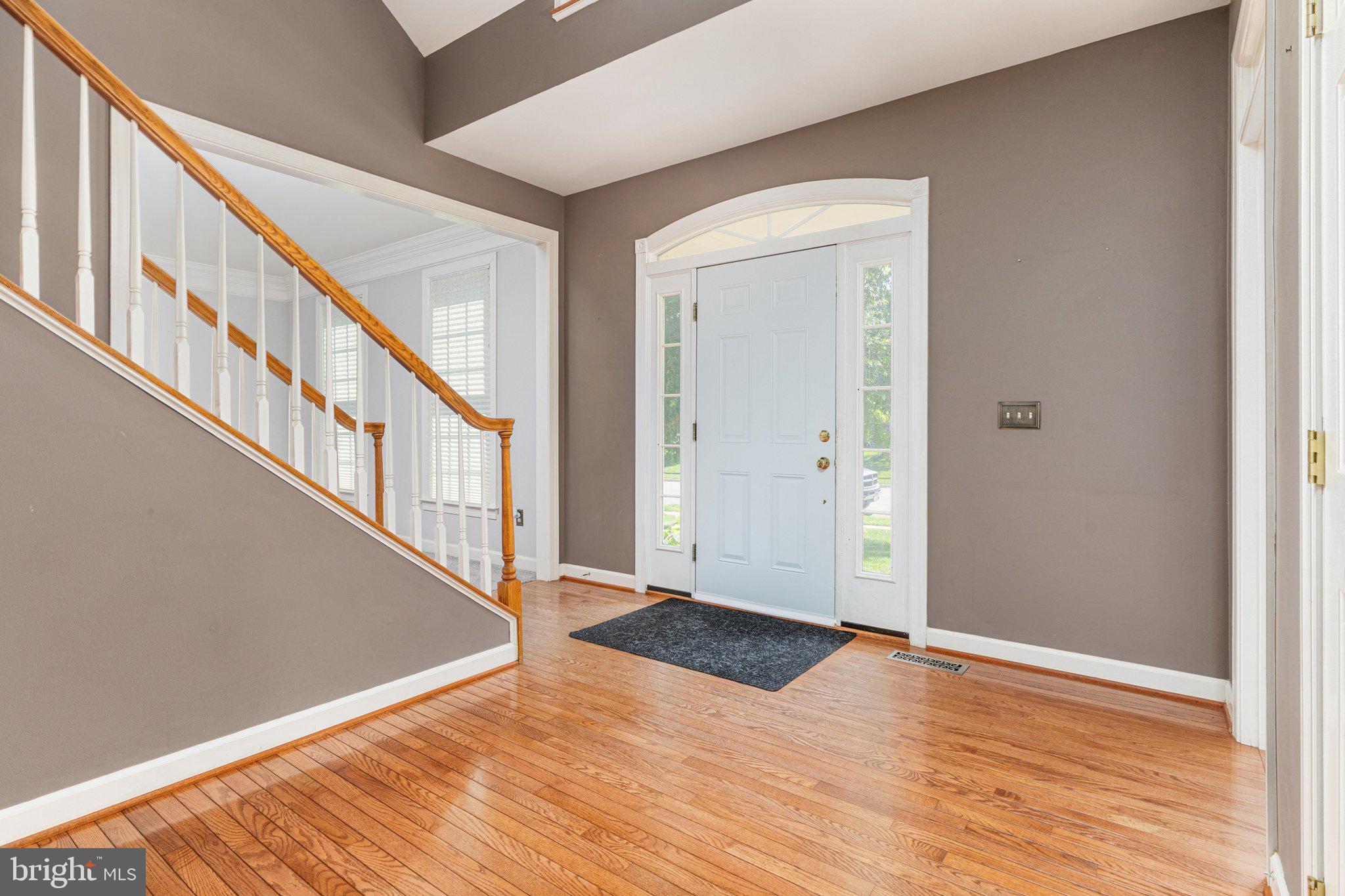 10012 THREE SISTERS COURT