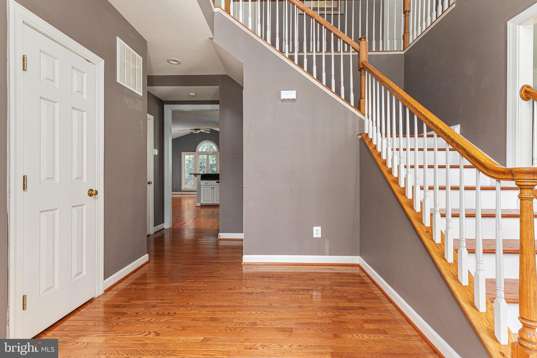 10012 THREE SISTERS COURT