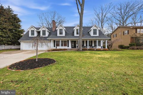 Homes For Sale - 214 W Morris Avenue<br/> LINWOOD, NJ 08221