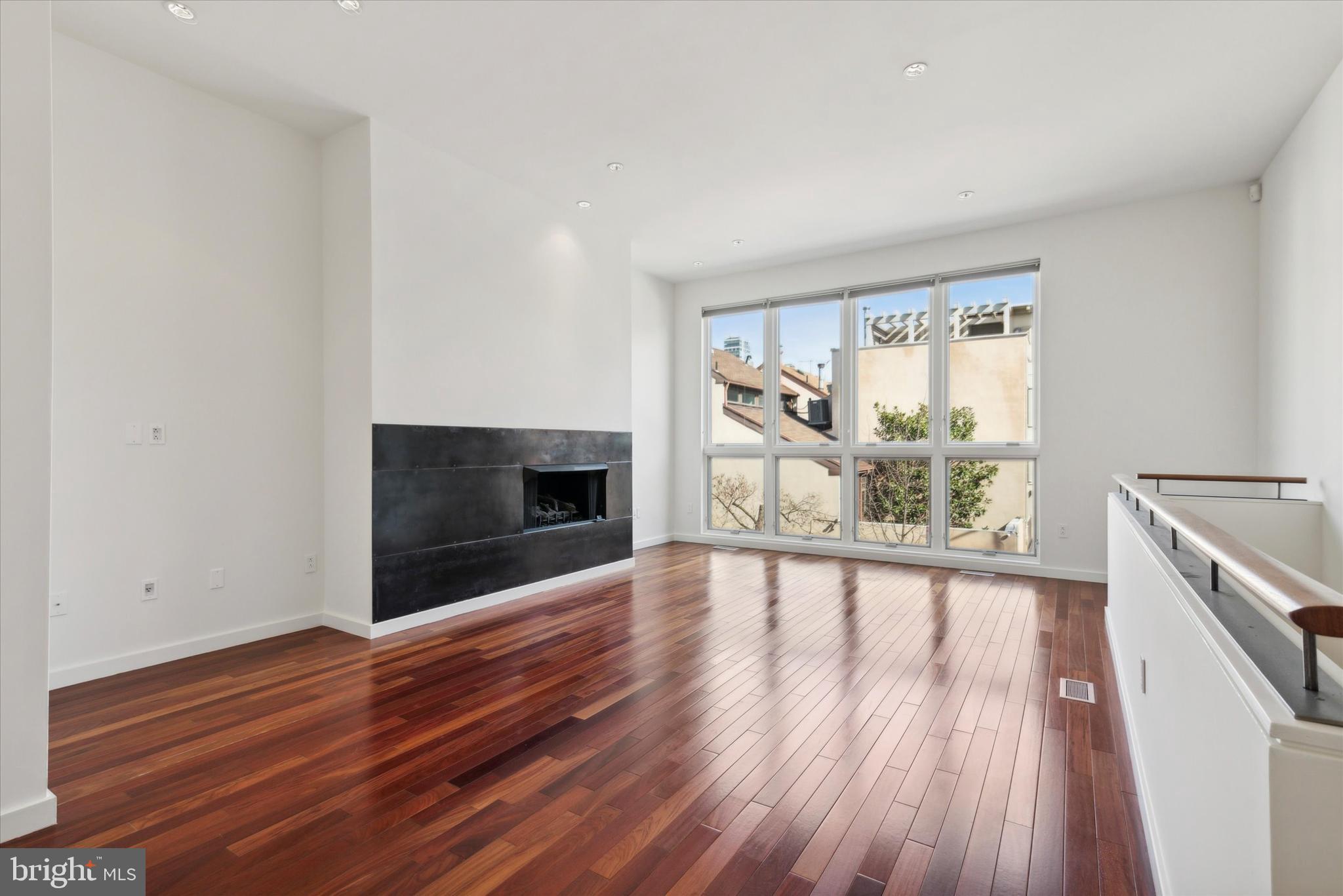 FITLER SQUARE - Residential