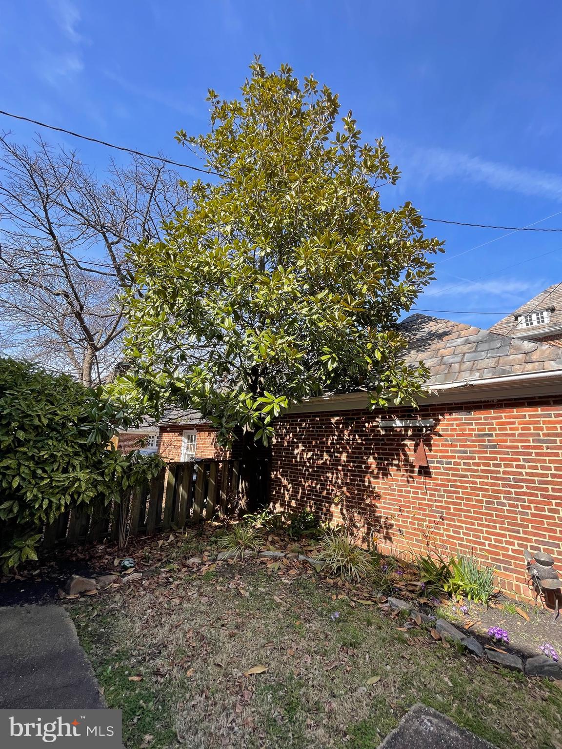 OAKENSHAWE - Residential