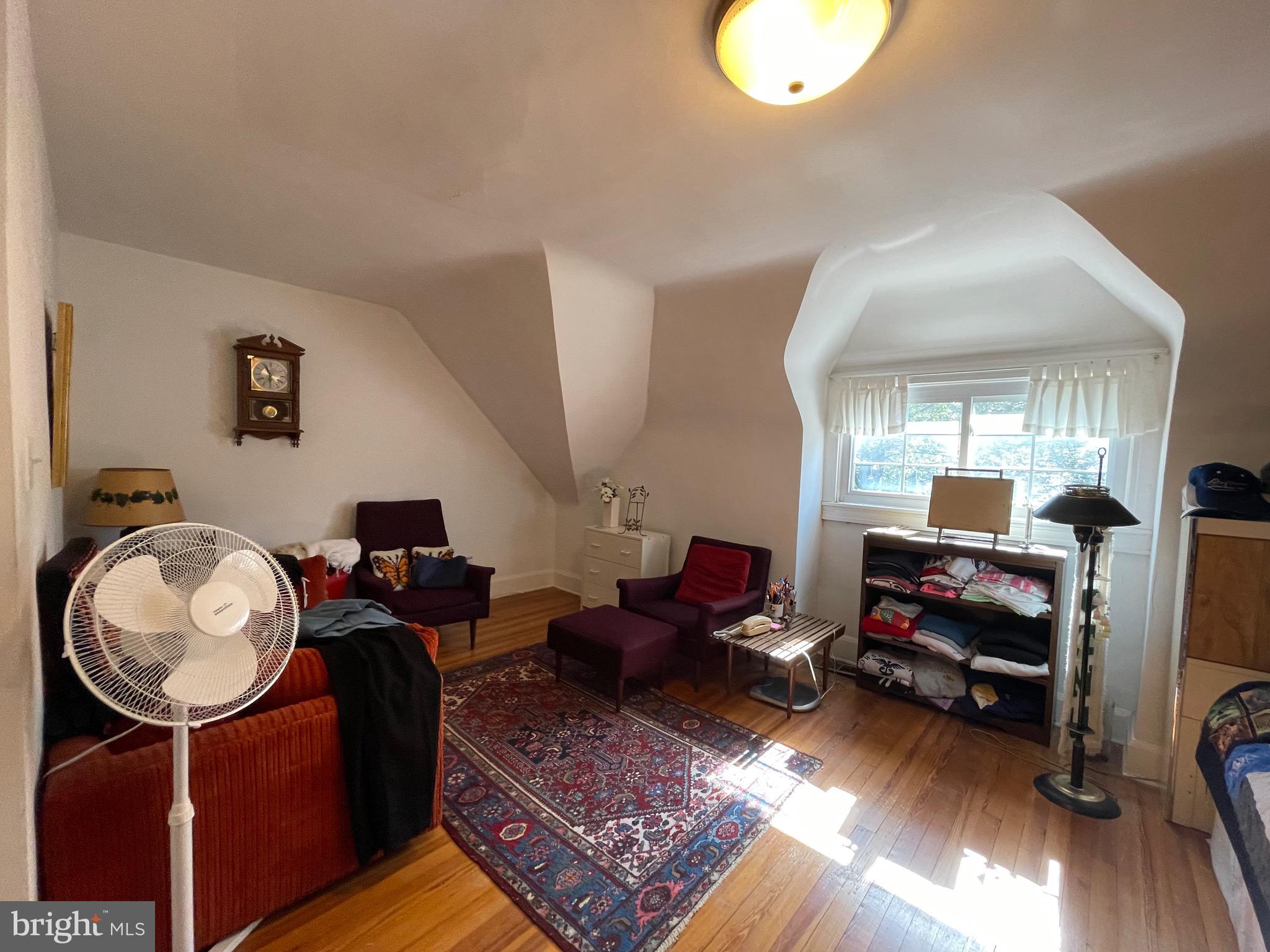 OAKENSHAWE - Residential