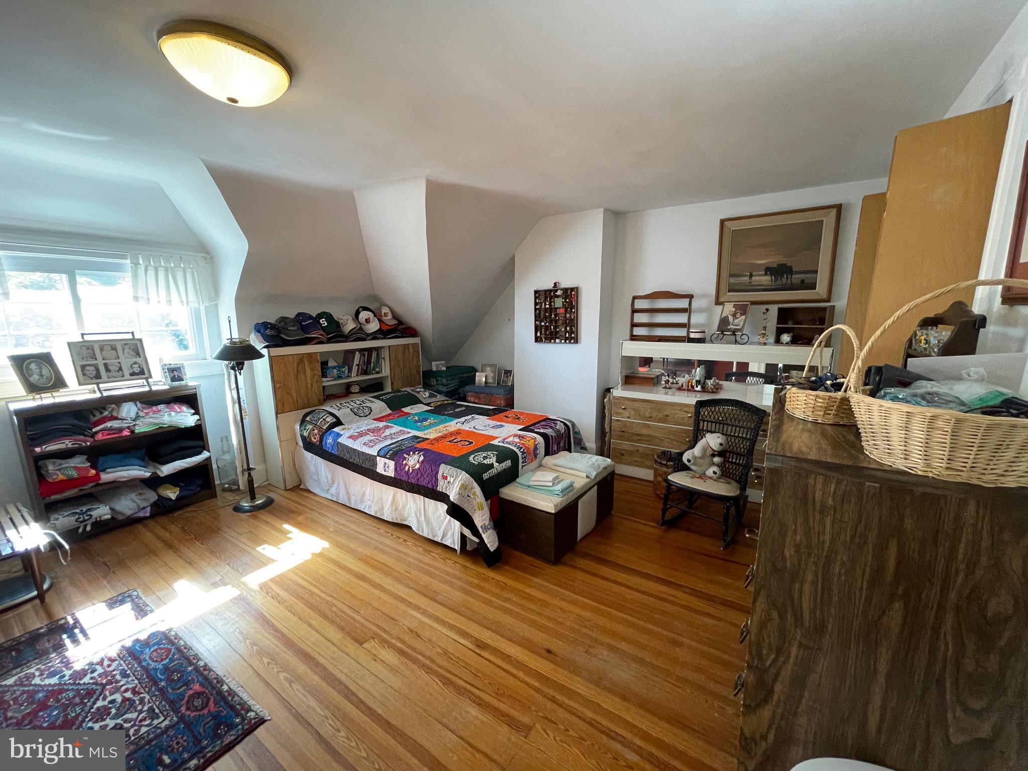 OAKENSHAWE - Residential