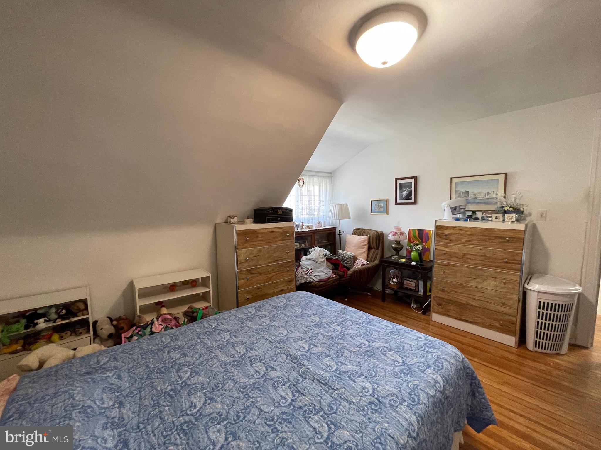 OAKENSHAWE - Residential