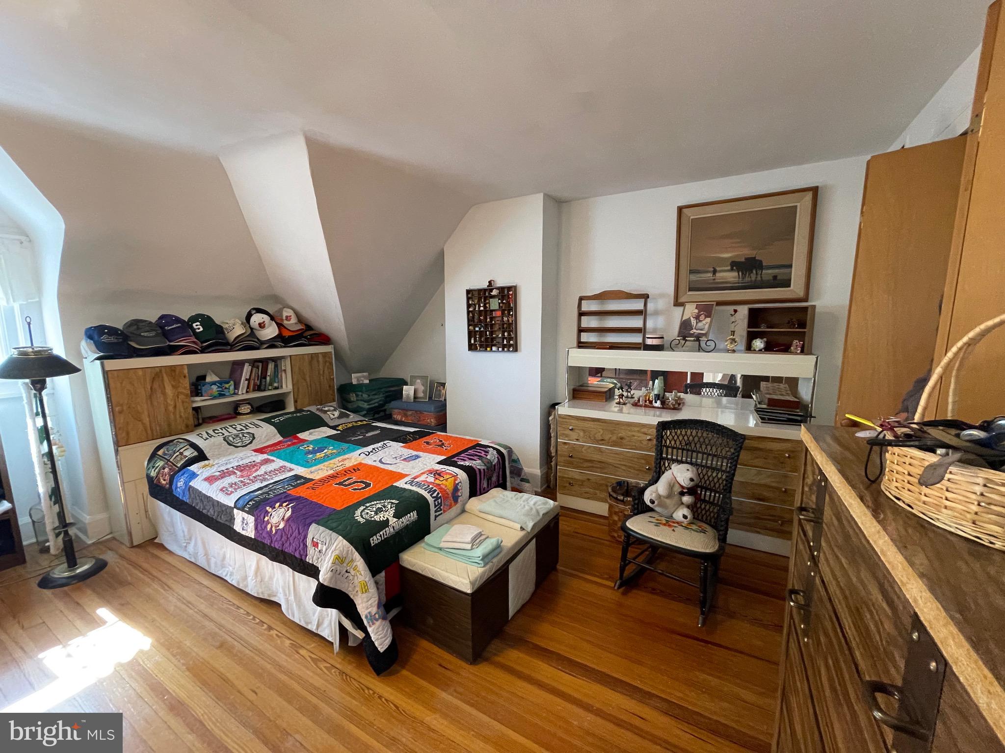 OAKENSHAWE - Residential