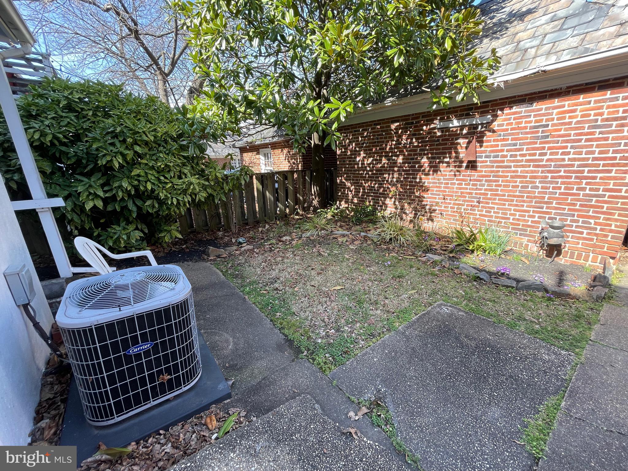 OAKENSHAWE - Residential