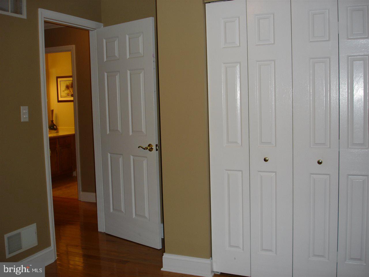 CANADOCHLY - Residential