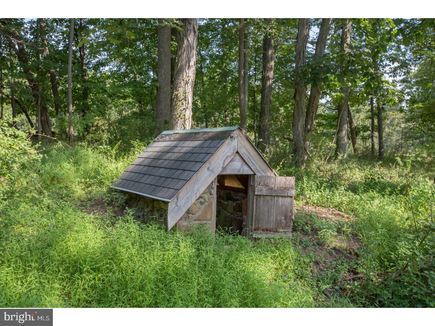 000 - Residential Lease