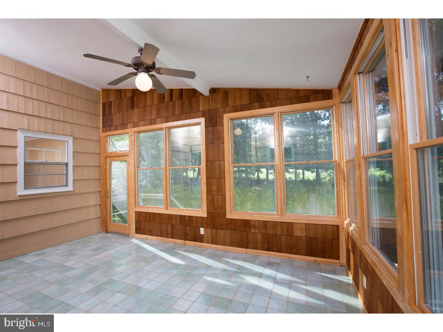 000 - Residential Lease