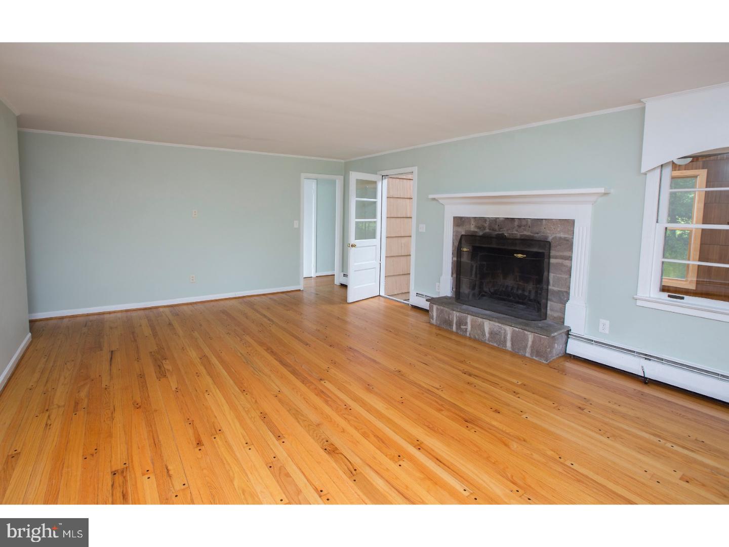 000 - Residential Lease