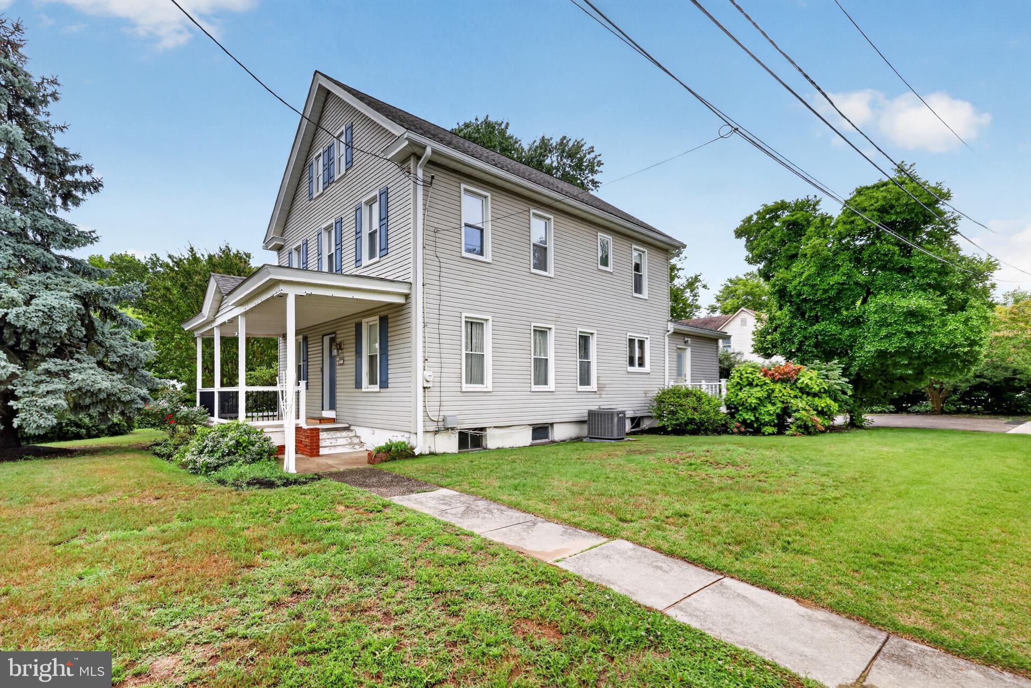 27 1ST STREET