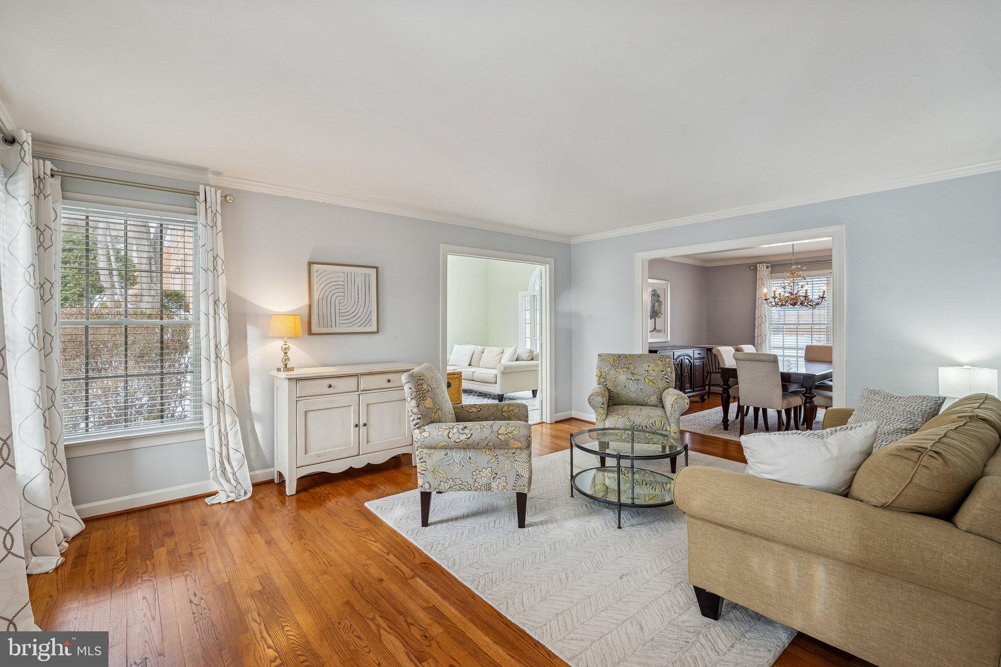 404 BEAUREGARD DRIVE SE