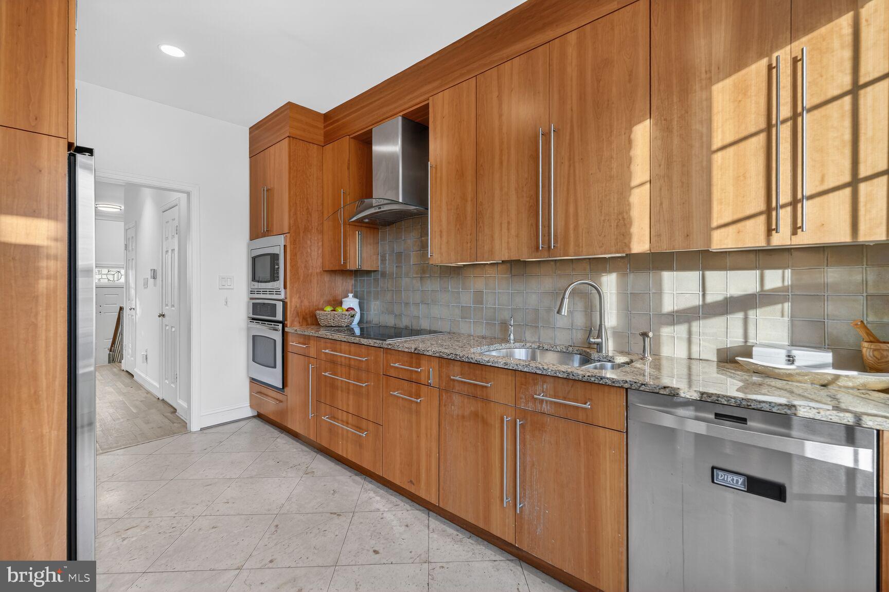 GEORGETOWN - Residential